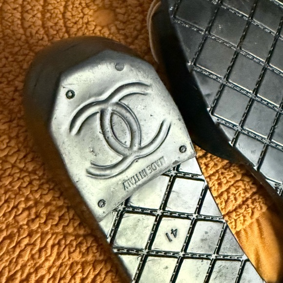 Used a couple of times for my trip to Greece - Picture 3 of 4